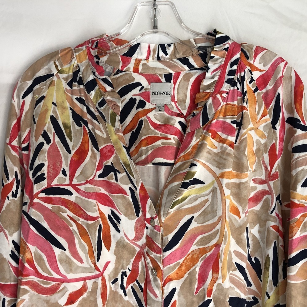 NIC+ZOE Shirt Womens Medium Multicolor Floral V Neck Button Long Sleeve Top - Picture 2 of 9